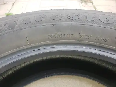 Used one winter season. Good as brand new.