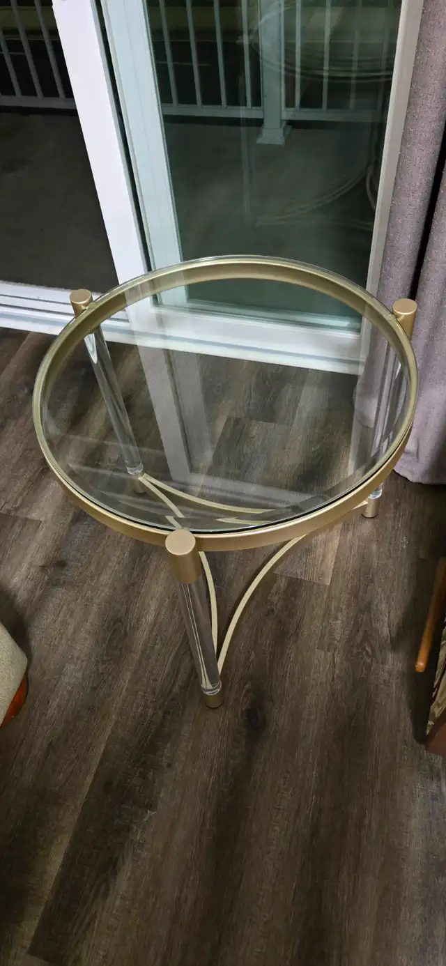 Coffee table + side tables in Coffee Tables in Windsor Region - Image 4
