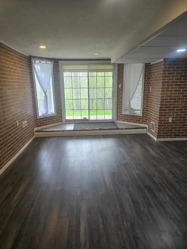 walk out the basement for rent in Long Term Rentals in Cambridge - Image 10