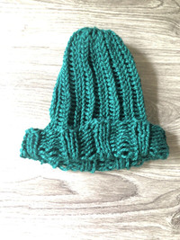 Adult green toque