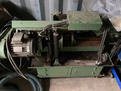 Lightly used metal bandsaw. Excellent for metal fabrication. Retirement sale. $1500 or best offer. L...