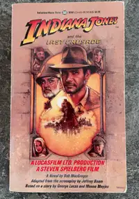 Indiana Jones and the last crusade, a book from the movie