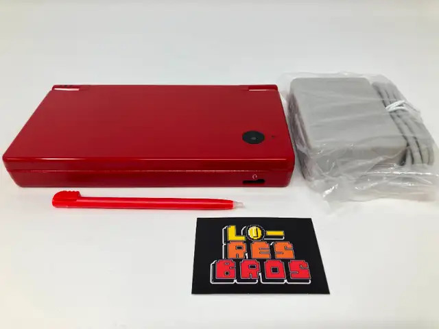 Gloss Red Nintendo DSi + 120 Games in Nintendo DS in Kawartha Lakes - Image 4