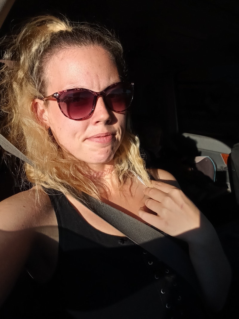 Single female looking for a room rental Room Rentals & Roommates