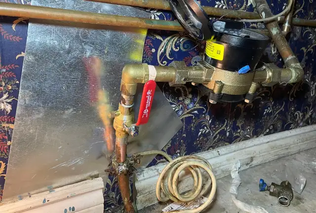 Licensed plumber65669422979969121