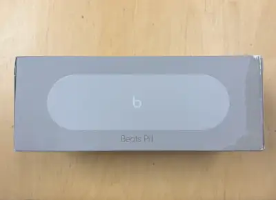 Brand New Beats Pill - Kim Special Edition, View more