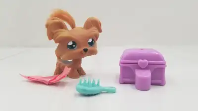 Littlest Pet Shop Pet Pairs Shi Tzu (#6) Generation 1 Pet and smoke-free home Pickup 17 Side Rd and...