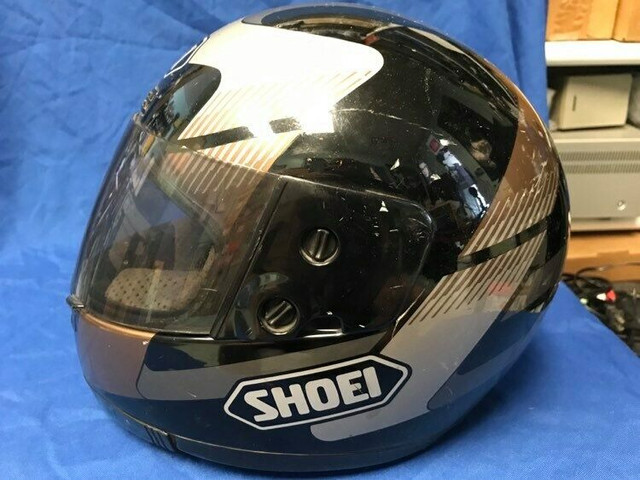 AS IS Used Shoei Motorcycle helmet Large 7-3/8 - 7-1/2 in Motorcycle Parts & Accessories in Oakville / Halton Region - Image 4