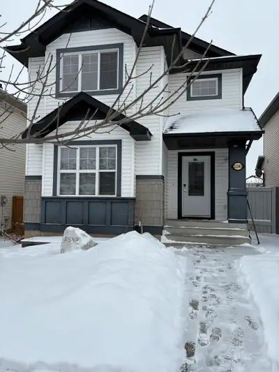 Welcome to Lewis estate, West End ! Located in the desirable most developed & family friendly commun...
