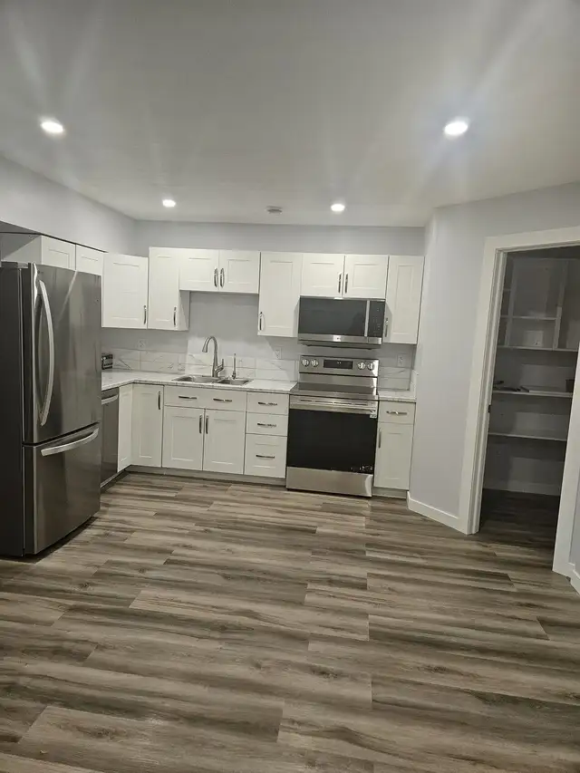 Spacious 1 bedroom suite for rent in Long Term Rentals in Saskatoon - Image 4