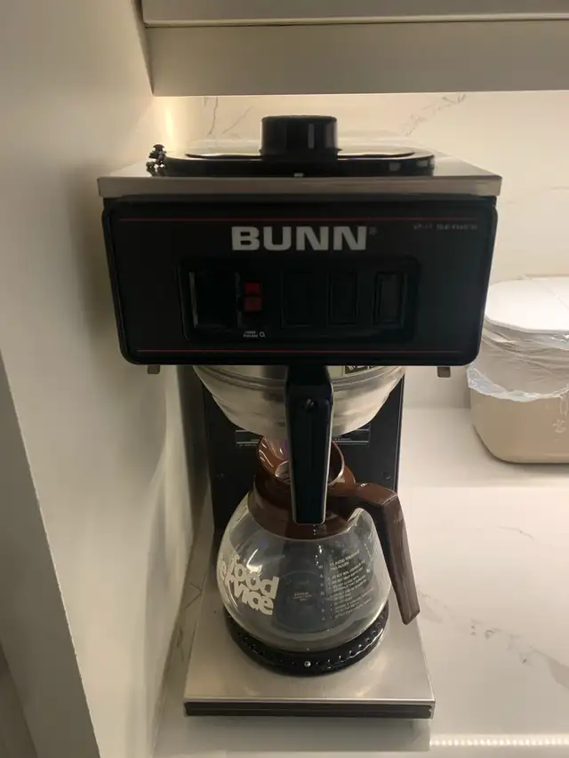 bunn coffee maker in Coffee Makers in Kitchener / Waterloo - Image 2