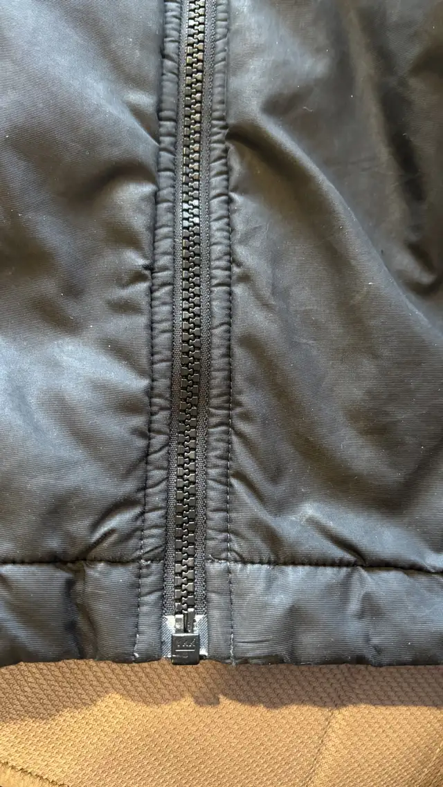 The North Face Jacket - Small in Women's - Tops & Outerwear in Mississauga / Peel Region - Image 11