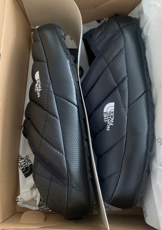The North Face Men ThermoBall Traction Mules Slippers Size 10.5 in Men's Shoes in Winnipeg - Image 3