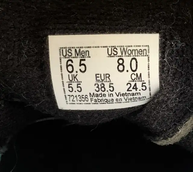 Vans Off The Wall Shoes in Other in Edmonton - Image 8