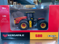 Tomy Ertl 1/64 Versatile 580 Collector Toy Tractor Model