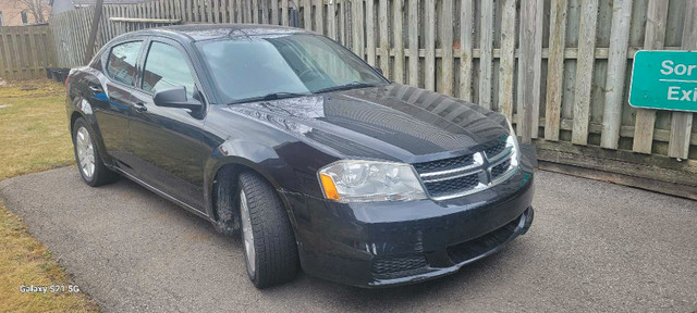 2013 Dodge Avenger   dans Autos et camions  à Ville de Montréal - Image 2