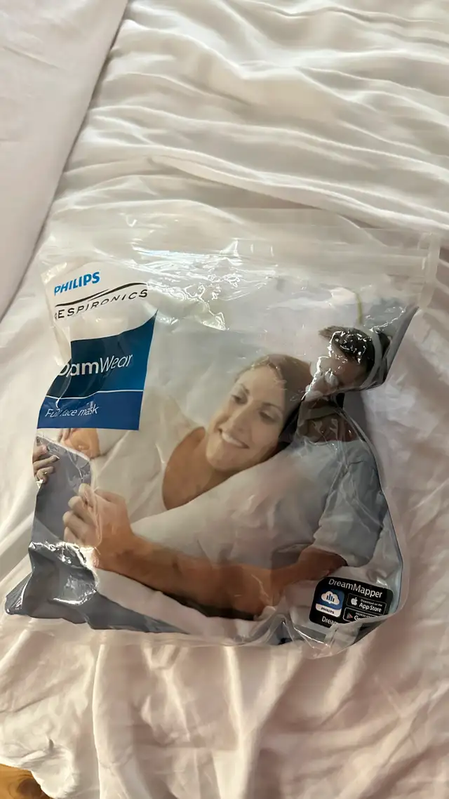 Philips Respironics DreamWear Full Face Mask
