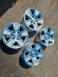 GMC Silverado OEM Alloys 17 Inch (6x139.7)