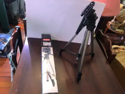 Camera Tripod. Optex T-260. Breast Cancer Fundraiser. Was $60 Now $30 Cash or etransfer Coliseum are...