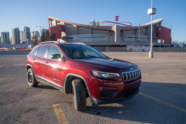 2020 Jeep Cherokee Sport in Cars & Trucks in Calgary