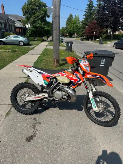 2016 KTM 300XC - private sale by owner. Approx 75 total hours. Top end completed at at 50 hours befo...