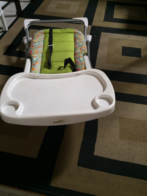 Baby high chair in Feeding & High Chairs in Mississauga / Peel Region - Image 4