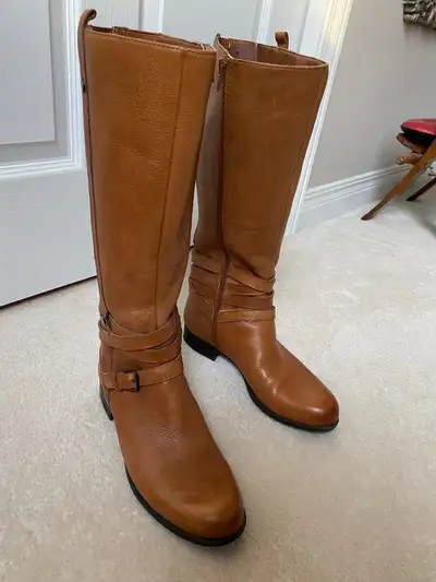Ladies Stylist Leather Riding or Cowboy Boots Size 8, View more