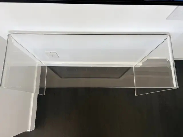 Acrylic Desk / Side Table in Other Tables in City of Toronto - Image 4
