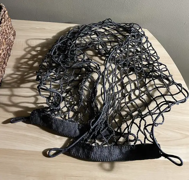 Vehicle Trunk Net in Outdoor Tools & Storage in Guelph - Image 2