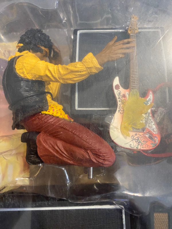 Collectible Jimi Hendrix at Monterey action figure - New in Box dans Art et objets de collection  à Ville de Montréal - Image 2