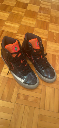  Nike blazers area 72 size 10.5