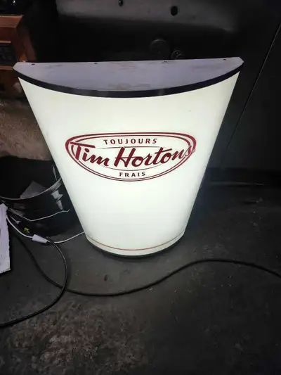 enseigne lumineuse tim horton, View more