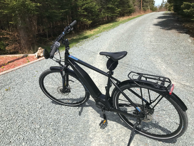 Cube Electric Bike in eBike in Cole Harbour - Image 3