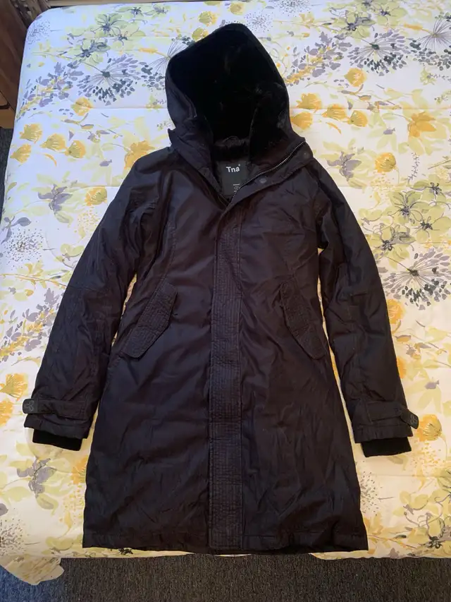 Tna woman’s winter jacket small in Women's - Tops & Outerwear in City of Halifax - Image 2