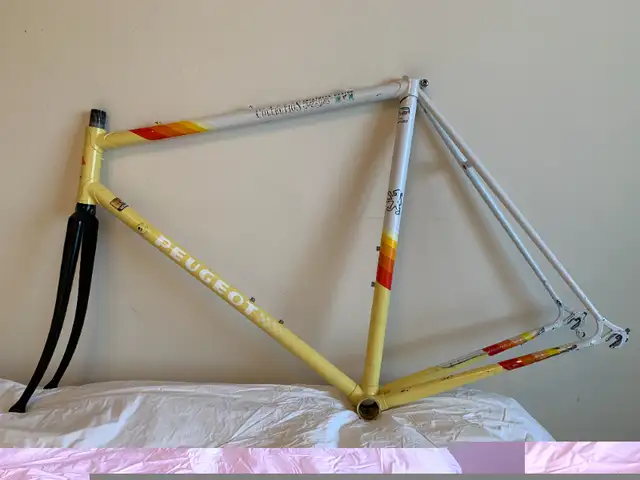 1987 PEUGEOT PZ-14 Triathlon COLUMBUS Steel FRAME - 56 cm - RARE in Frames & Parts in Ottawa - Image 7