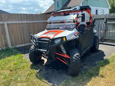 2013 Polaris RZR 800 EFI – Excellent **Price:** $8,000 Selling my 2013 Polaris RZR 800 EFI. It has b...