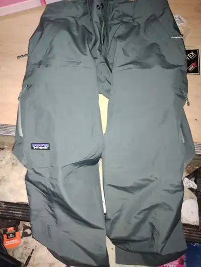 Patagonia women's small ski pant, View more