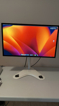 Apple Studio Display Monitor