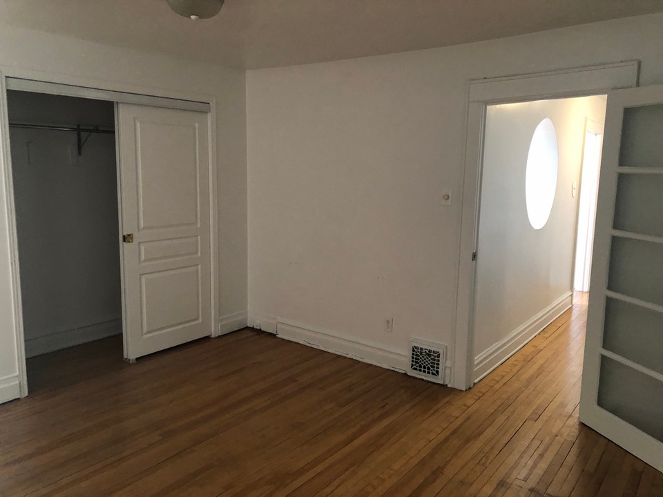 Single apartment for rent  in Little Italy 3
