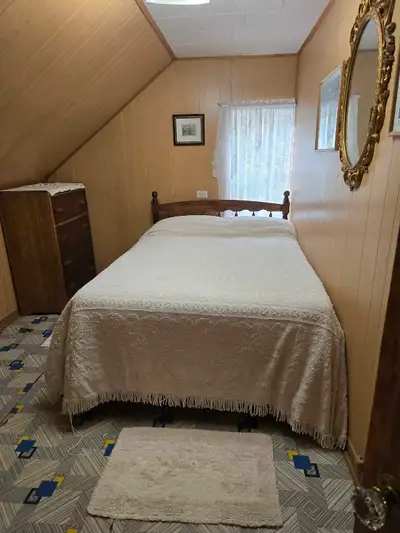 Rooms For Rsnt, Available