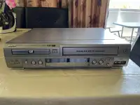 SANYO DVD VCR Combo Player