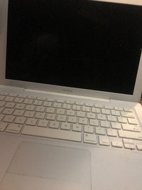 1st gen MacBook 