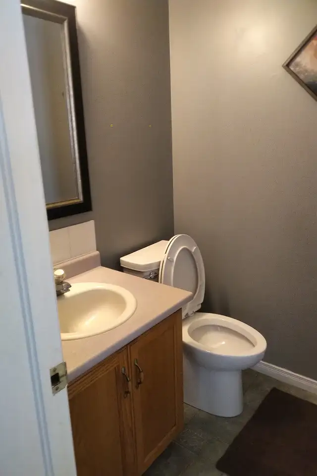 PRIVATE ROOM FOR RENT in Room Rentals & Roommates in Kitchener / Waterloo - Image 5