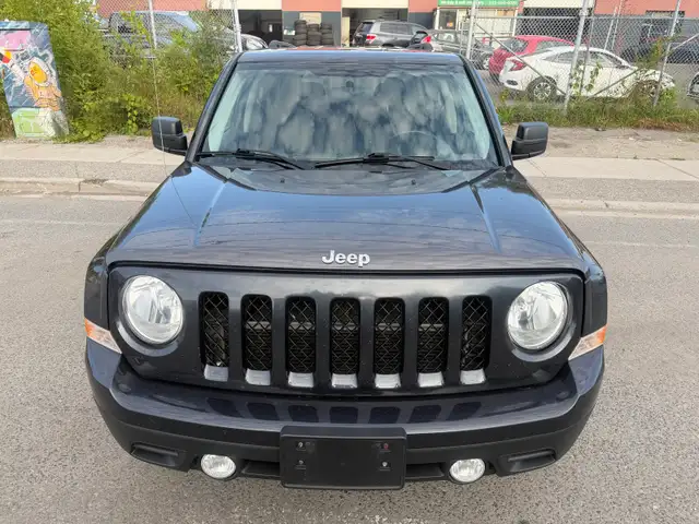 2014 Jeep. Patriot. 4WD. Low KM. Solid car. CERTIFIED, WARRANT Y