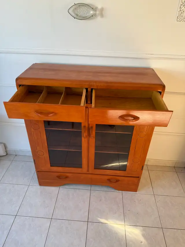 Buffet années 50 in Hutches & Display Cabinets in Longueuil / South Shore - Image 3