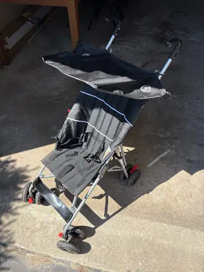 Bily Deluxe Umbrella Stroller, View more