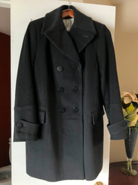 Wool & Cashmere high quality Windsmoor Ladies coat. like new.