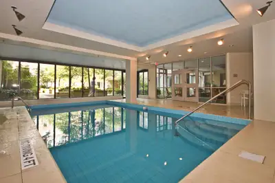 1 bedroom waterfront downtown condo