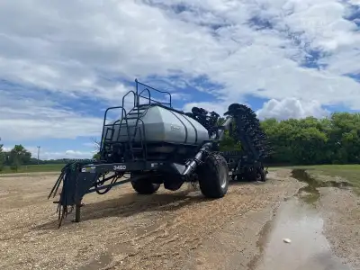 1999 Flexicoil Carton Drill 3450 Tank size 450 bu. 3 tanks number of openers 52 spacing 6" stainless...