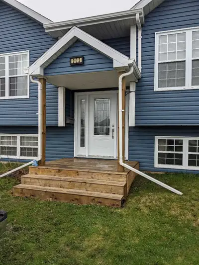 1 bedroom apartment available, everything included except snow removal. Heat, internet, lawn care, e...